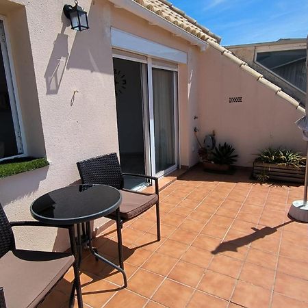 פואנגירולה Apartamentos La Casa De Bebita מראה חיצוני תמונה