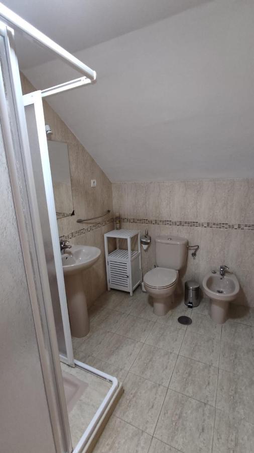 פואנגירולה Apartamentos La Casa De Bebita מראה חיצוני תמונה
