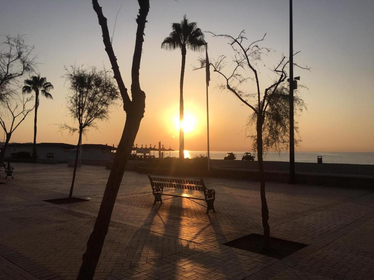 פואנגירולה Apartamentos La Casa De Bebita מראה חיצוני תמונה