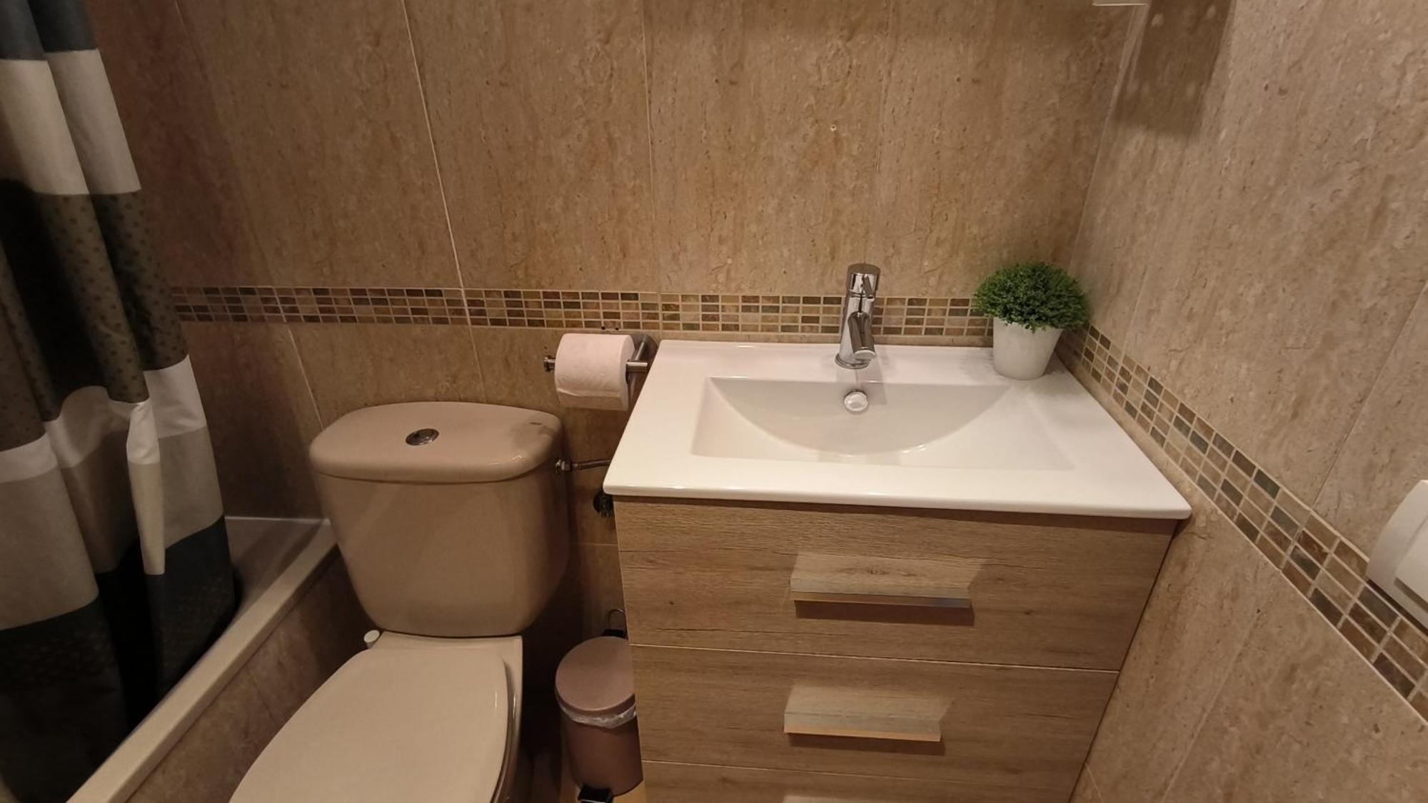 פואנגירולה Apartamentos La Casa De Bebita מראה חיצוני תמונה
