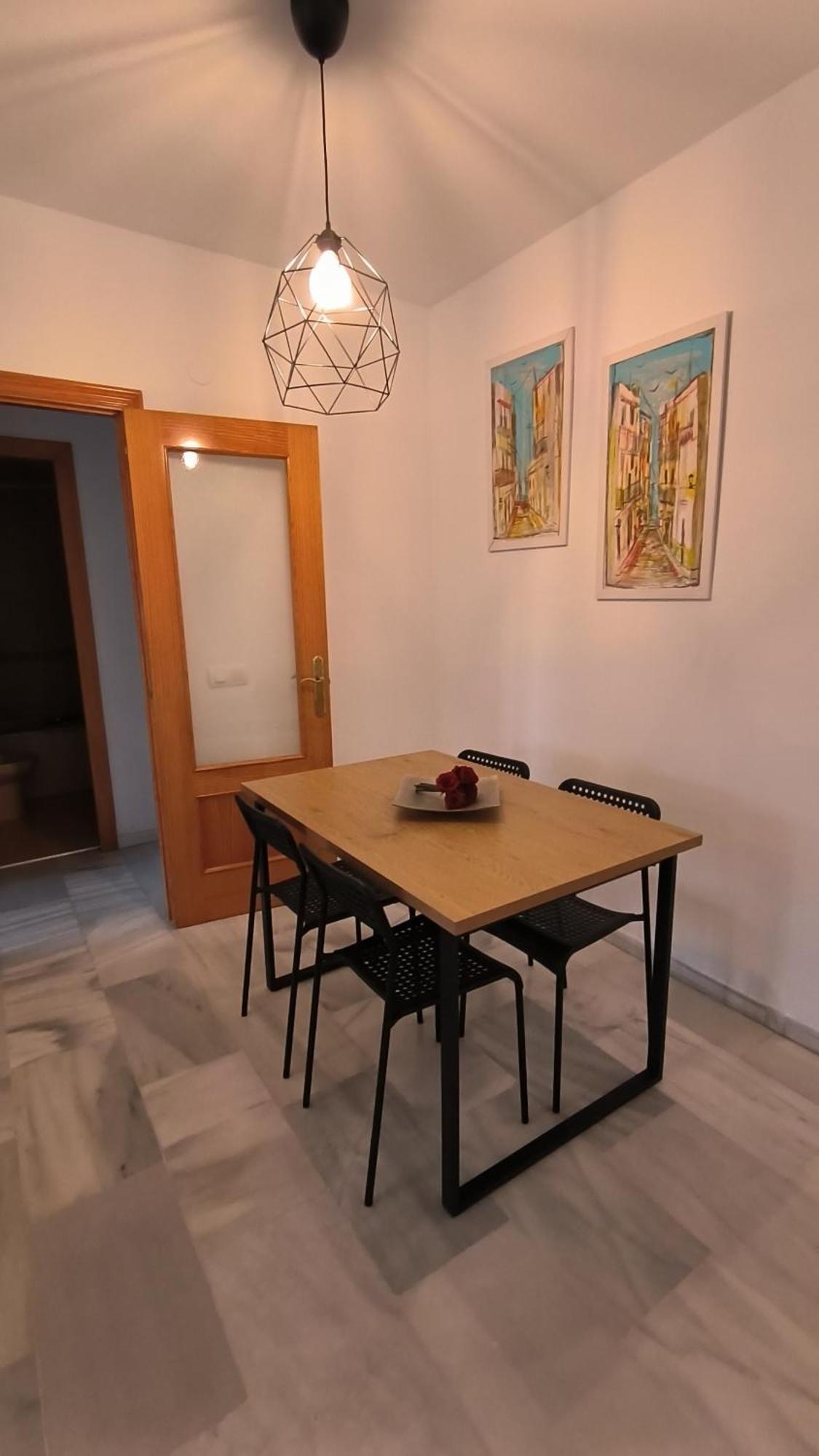 פואנגירולה Apartamentos La Casa De Bebita מראה חיצוני תמונה