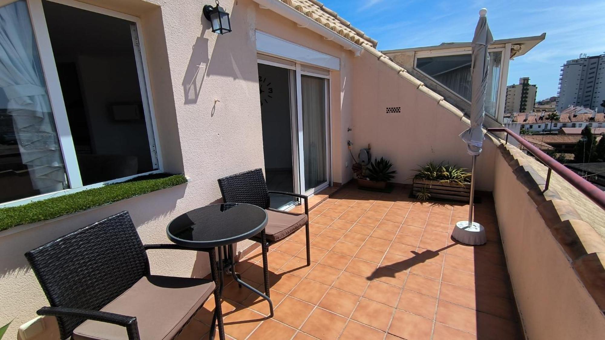 פואנגירולה Apartamentos La Casa De Bebita מראה חיצוני תמונה