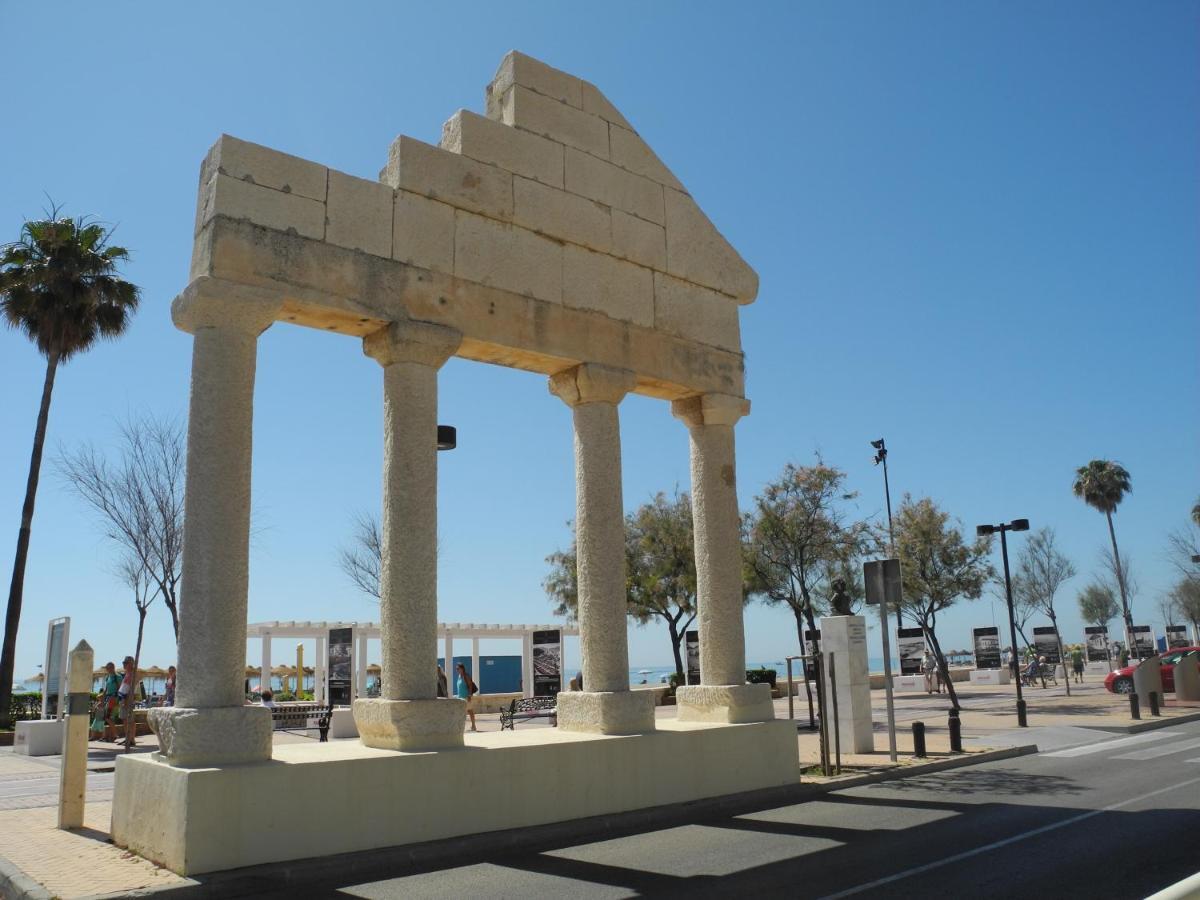 פואנגירולה Apartamentos La Casa De Bebita מראה חיצוני תמונה