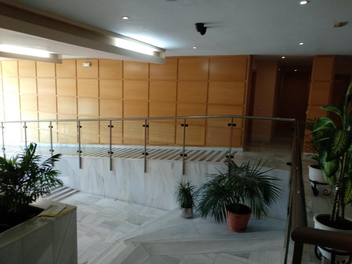 פואנגירולה Apartamentos La Casa De Bebita מראה חיצוני תמונה